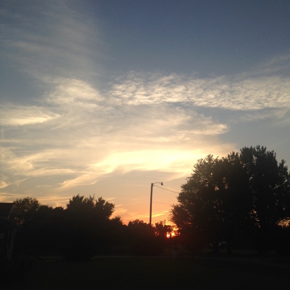 Profile Picture of Caroline Bandy (@cbandy014) on Poshmark