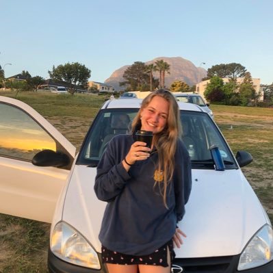 Profile Picture of Danielle Bryant (@_daniellebryant) on Twitter