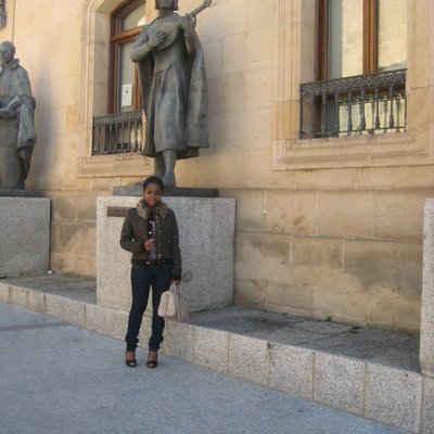 Julia Calix - Twitter Profile Picture of Julia Calix (@ana_calix) on Twitter