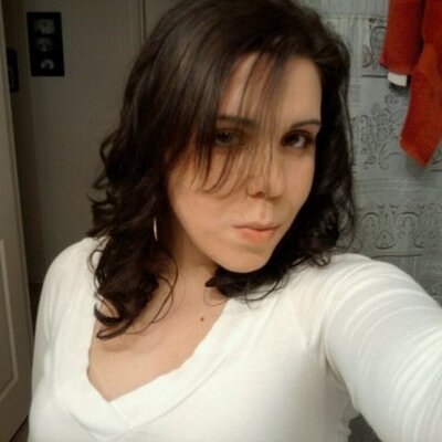 Profile Picture of Amelia Connolly (@@saphirre9divine) on Twitter