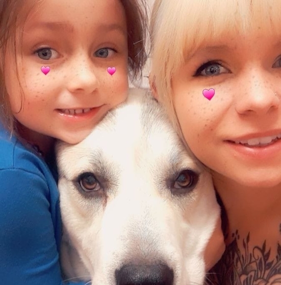 Profile Picture of Danielle Bird (@dnllbird) on Poshmark