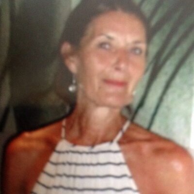 Profile Picture of Karyn Anne Collins (@anne_karyn) on Twitter