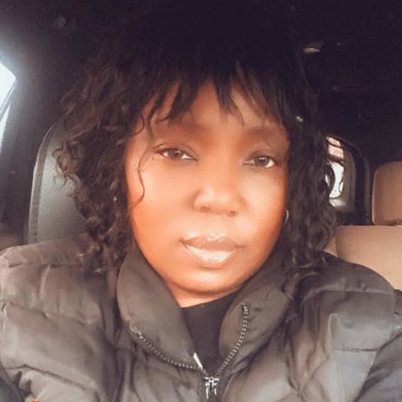 Profile Picture of Shanta Jones (@shantajones40) on Poshmark