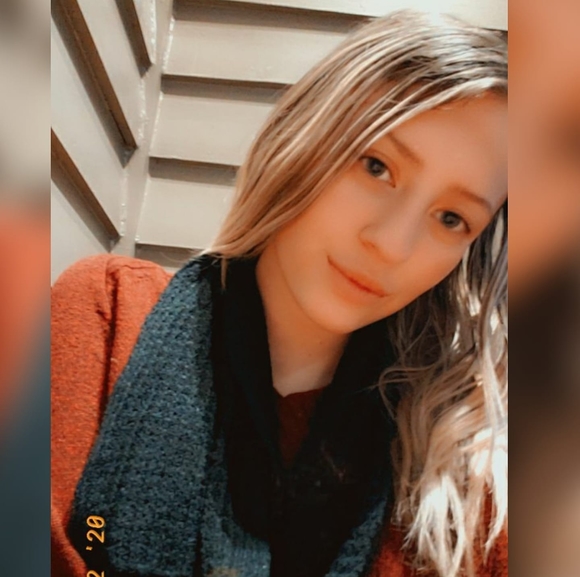 Profile Picture of Echo Unklesbay (@echotmu) on Poshmark