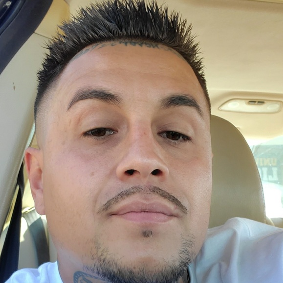 Profile Picture of Anthony l Chavez (@anthonylchvz) on Poshmark