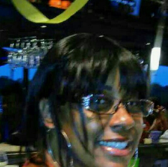 Profile Picture of Jackie Franklin (@jfranklin66) on Poshmark