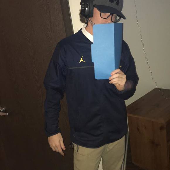 Profile Picture of Tyler Klinger (@tylerklinger) on Poshmark