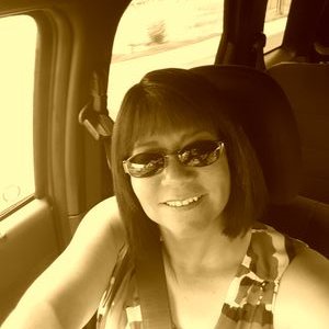 Profile Picture of Kim Firth Hicks (@mamabones63) on Twitter