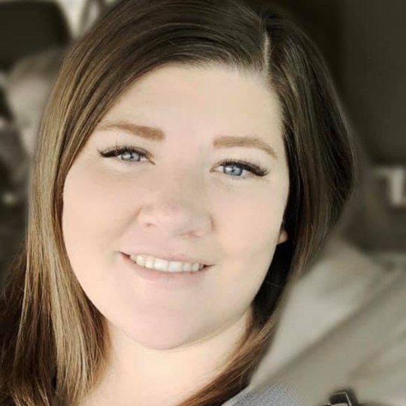 Harmony Jensen - Poshmark Profile Picture of Harmony Jensen (@harmyjensen) on Poshmark