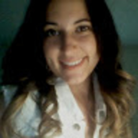 Profile Picture of Christy Iacobbo (@christyiacobbo) on Poshmark
