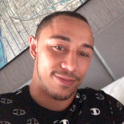 Profile Picture of Moe Thomas (@FlySo_Fatal) on Twitter