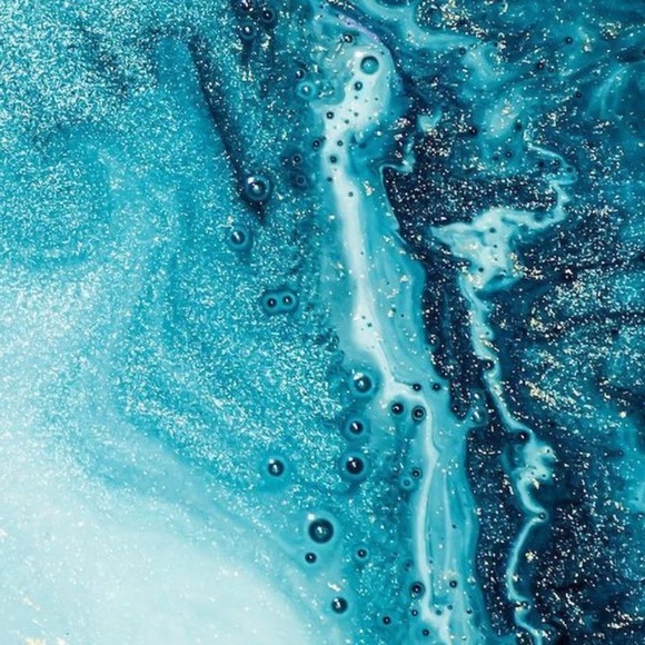 Devyn Mack - Poshmark Profile Picture of Devyn Mack (@devyn_mack) on Poshmark