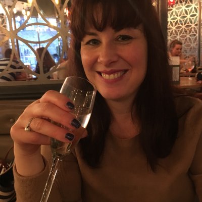 Profile Picture of Amanda Hinkley (@Tassimoqueen68) on Twitter