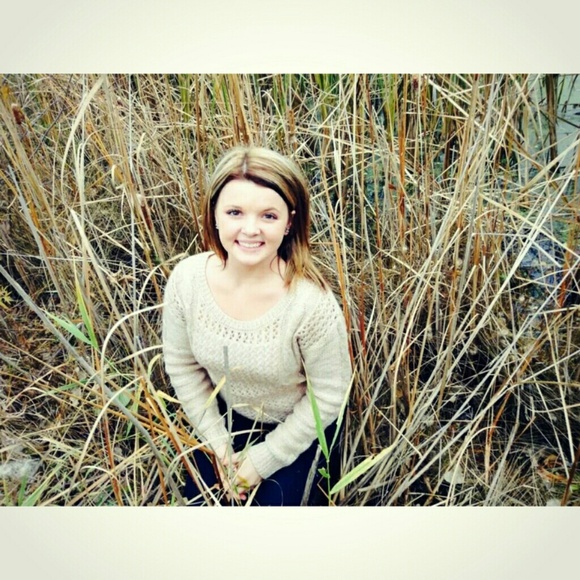 Profile Picture of Karley Arnold (@2015karley) on Poshmark