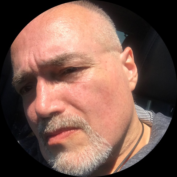 Profile Picture of John Anderson (@djapo) on Poshmark