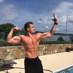 Profile Picture of Aaron Lewis (@eyesandtris) on Instagram