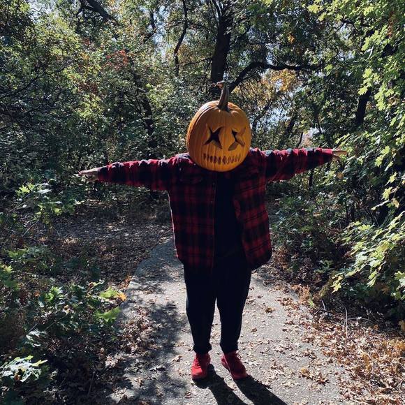 Profile Picture of Owen Perez (@bigop) on Poshmark