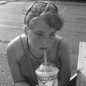 Profile Picture of Cassandra Lent (@baby_gurl1214) on Myspace