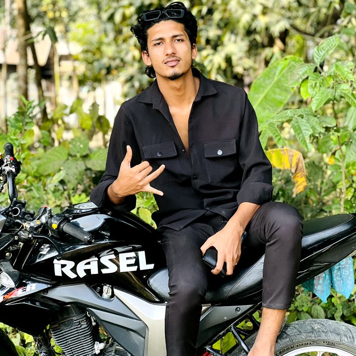 Profile Picture of Âkãšh Chöwdhùry (@oychircutejamai4) on Tiktok