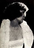 Profile Picture of Dorothy Farnum - Wikipediaon Wikipedia