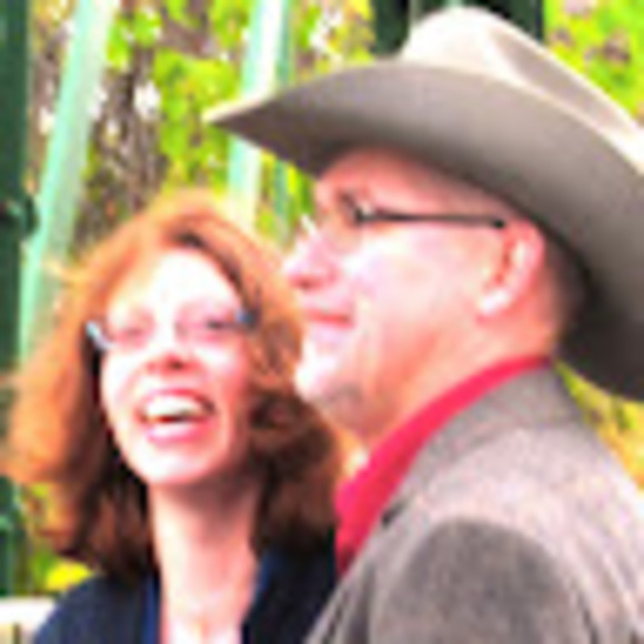 Profile Picture of Jackie Gutschenritter (@jlgutsch) on Poshmark