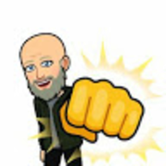 Profile Picture of Christopher Pajak (@carpepunctum777) on Poshmark