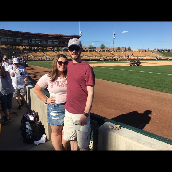 Profile Picture of Kaitlyn Weinheimer (@kweinheimer23) on Poshmark