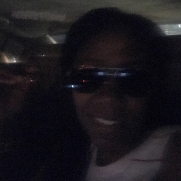 Joycelyn Gore - Poshmark Profile Picture of Joycelyn Gore (@joycelyngore) on Poshmark