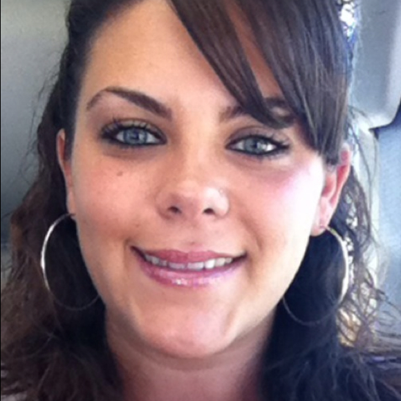 Profile Picture of Danielle Clevenger (@dnc82) on Poshmark