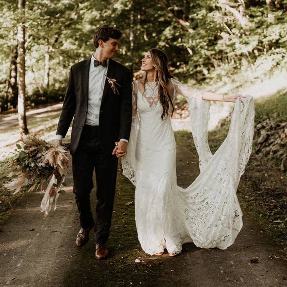 Profile Picture of Hayden Zember (@haydenzember) on Poshmark