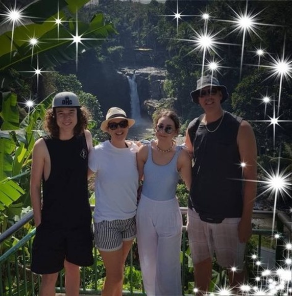 Profile Picture of Jo Lockwood-hall (@pjcm04) on Poshmark