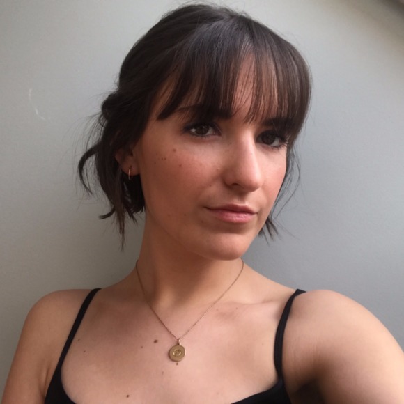 Profile Picture of Grace Underhill (@gjunderhill) on Poshmark