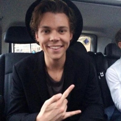 Profile Picture of Mitchell Henry X (@mitch__kane) on Twitter