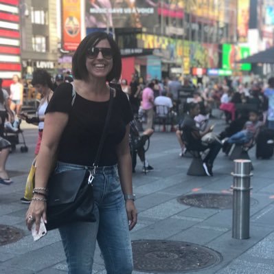Profile Picture of Sandra Colangelo (@sangecolangelo) on Twitter