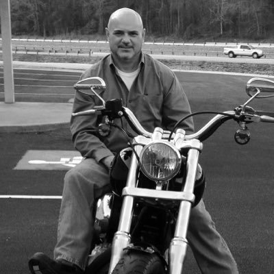 Profile Picture of Charles Caler (@awningman21) on Twitter