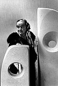 Profile Picture of Barbara Hepworth - Wikipediaon Wikipedia