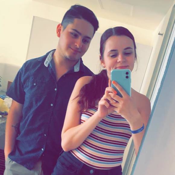 Profile Picture of Megan Hanek (@meganjm0106) on Poshmark