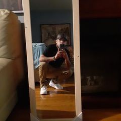 Profile Picture of Andrew (@andrewalegria) on Tiktok