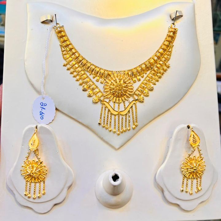 Profile Picture of Chand Jewellers Gujrat (@chandjewellers05) on Tiktok