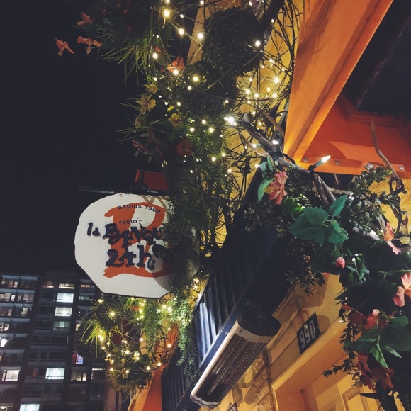 Profile Picture of Tiana Kotsaftis (@tkotsaf98) on Poshmark