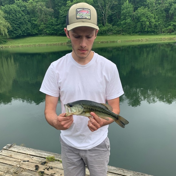 Profile Picture of Brandon Keffer (@brandon_keffer) on Poshmark
