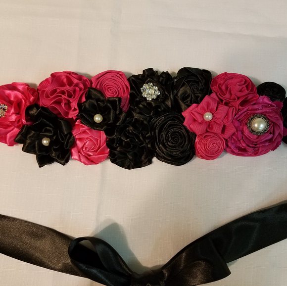 Profile Picture of Cinda Garcia (@cindag64) on Poshmark