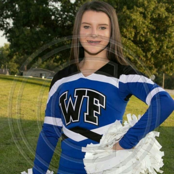 Profile Picture of Stacie Hajney (@staciehajney) on Poshmark