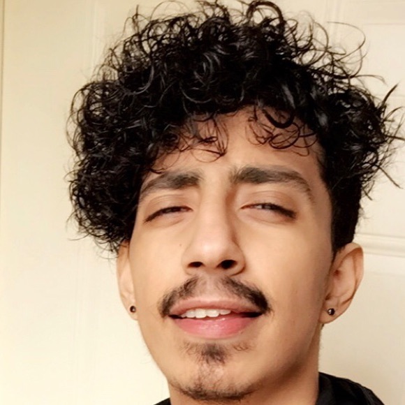 Profile Picture of Jonathan Lizama (@swimexe) on Poshmark