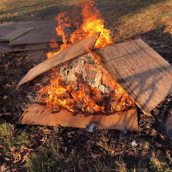 Profile Picture of Bridget Hagler (@bbox9) on Poshmark