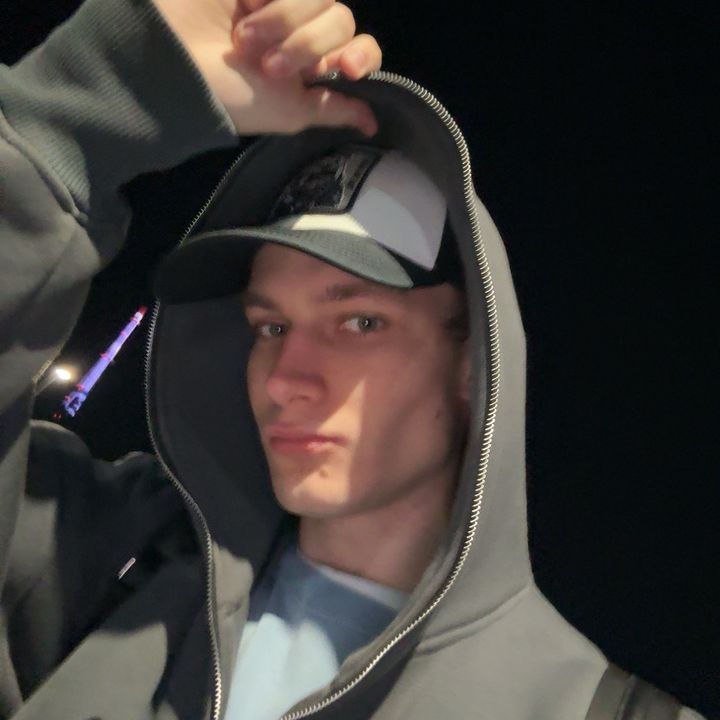 Profile Picture of MATTHEW (@icesocrate) on Tiktok