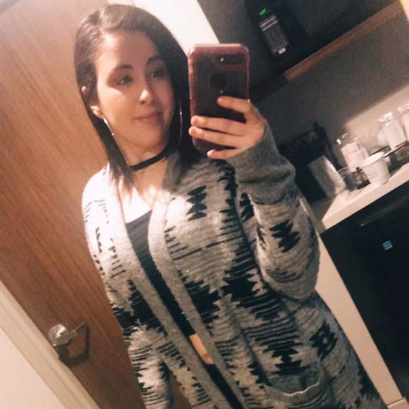 Profile Picture of Autumn Haislop (@autumnwvr08) on Poshmark