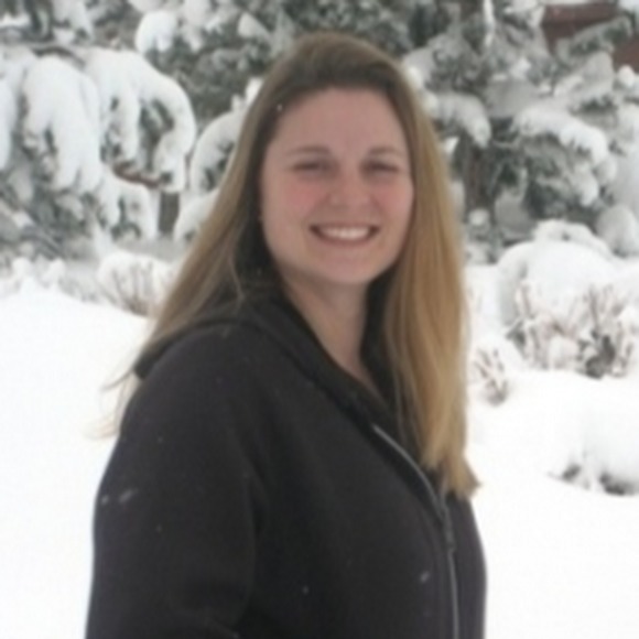 Renae Bradley - Poshmark Profile Picture of Renae Bradley (@renaebrad) on Poshmark