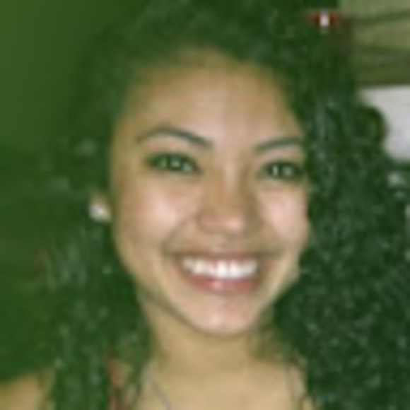 Profile Picture of Kassandra Silva (@kassandrasil729) on Poshmark
