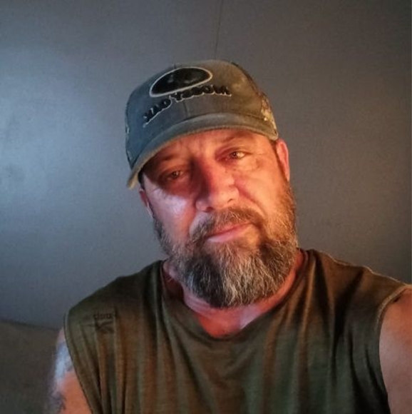 Profile Picture of Christopher Everett (@ccgih68) on Poshmark